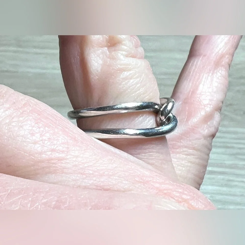 Designer Signed M Sterling Silver Modernist Linked Dual Band Ring, Size 6